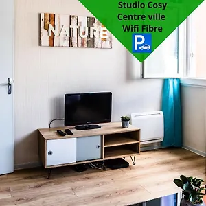 Le Debussy - Studio - Wifi Fibre- Centre Ville- Parking Tarbes