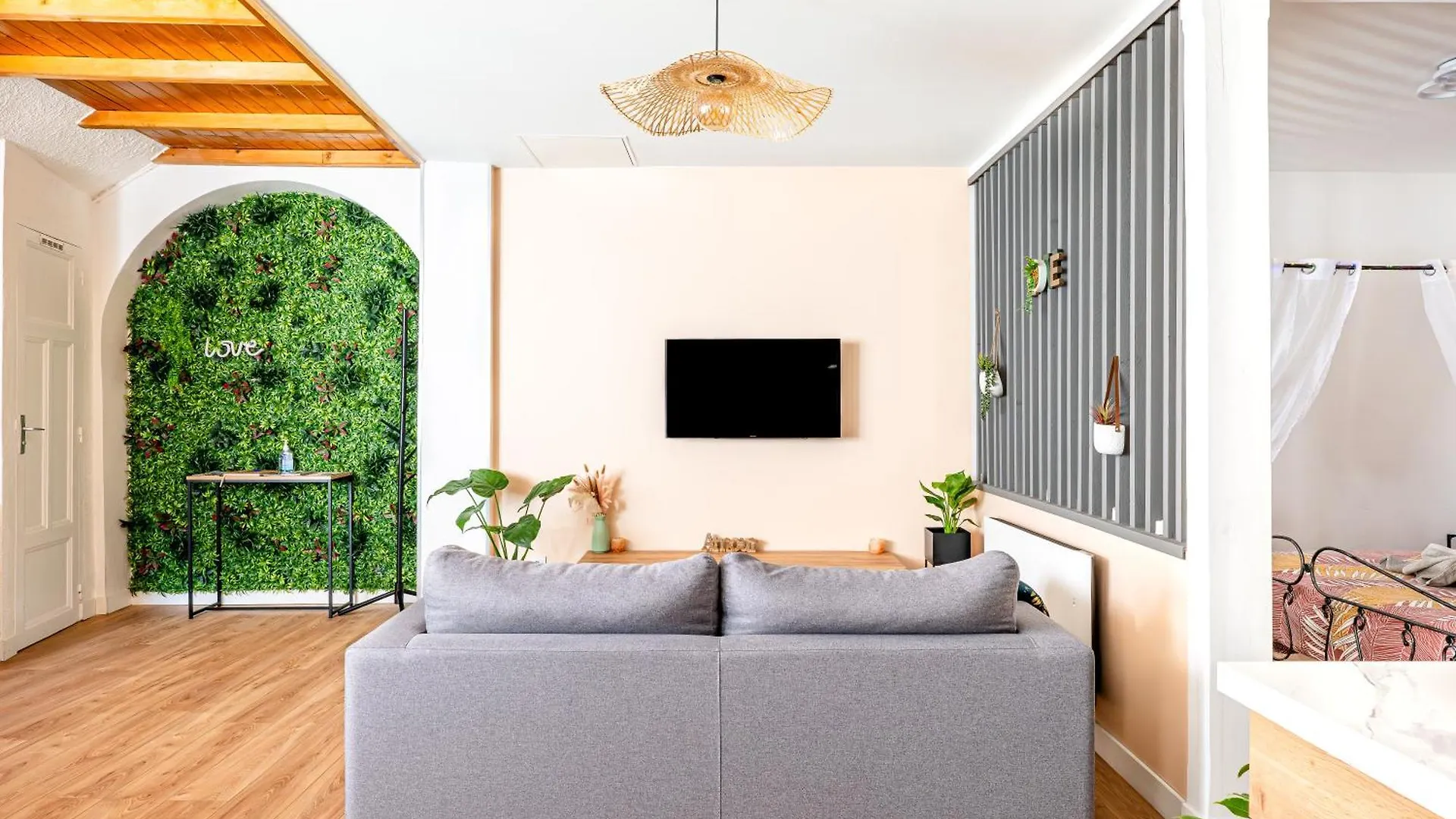 Apartment Il Etait Une Fois - Gap Chambre Romantique & Spa France