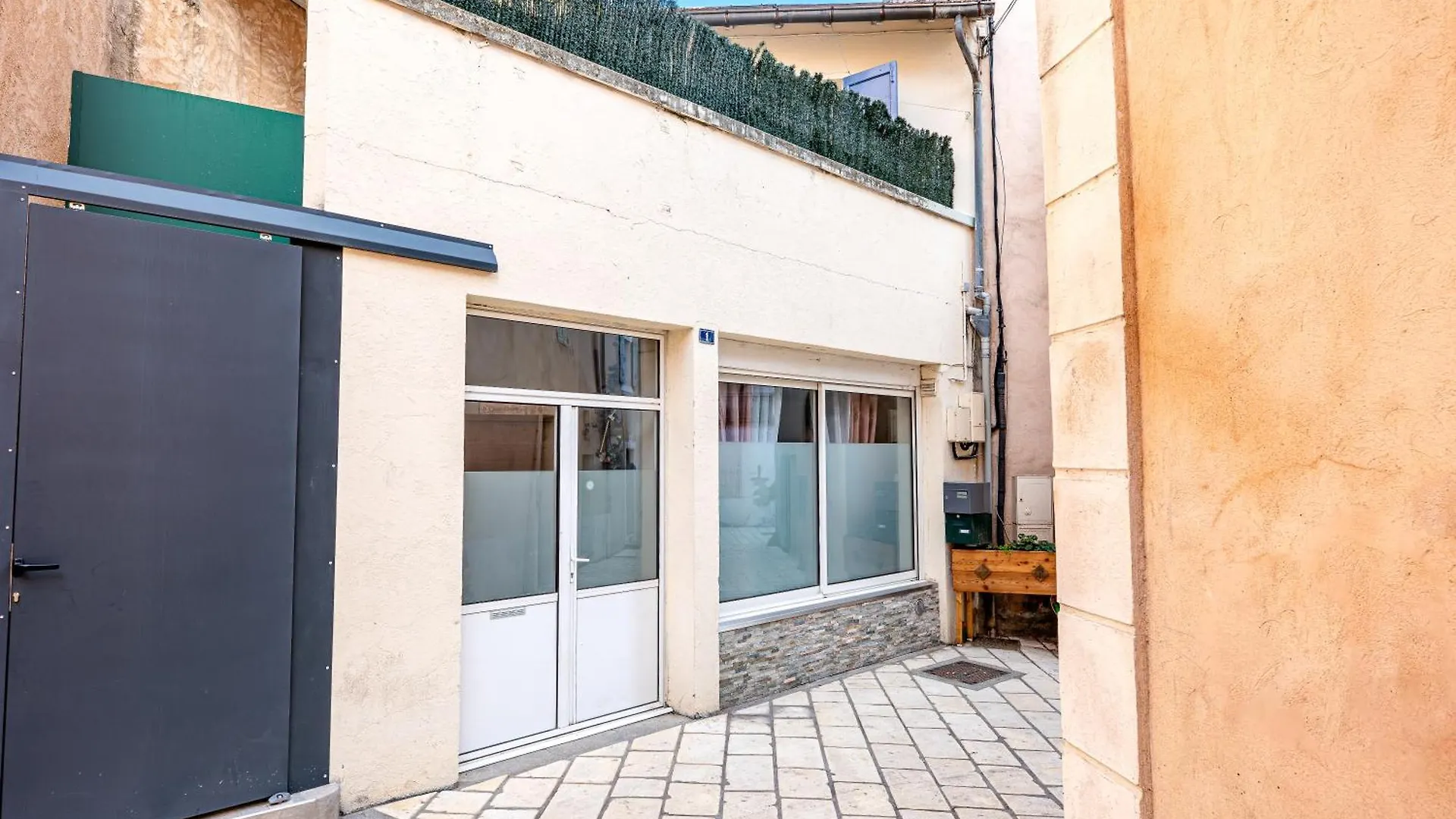Il Etait Une Fois - Gap Chambre Romantique & Spa 0*,